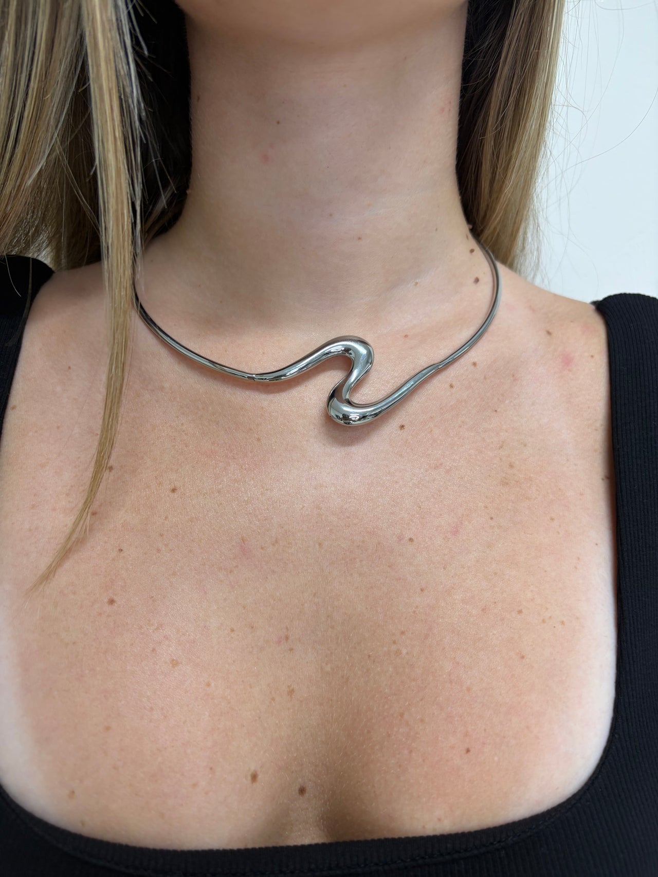 Collana Waves