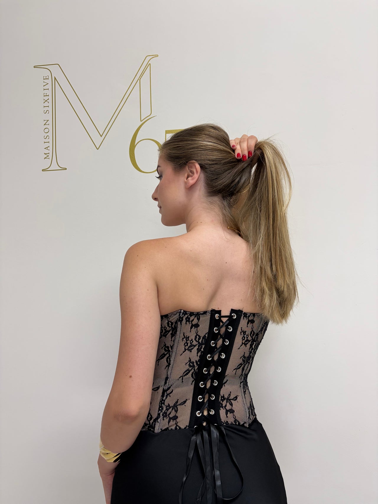 Corsetto Lace